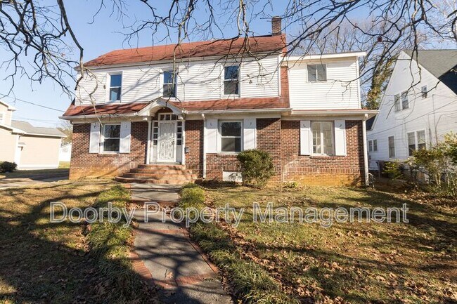 Photo - 356 Derby Cir