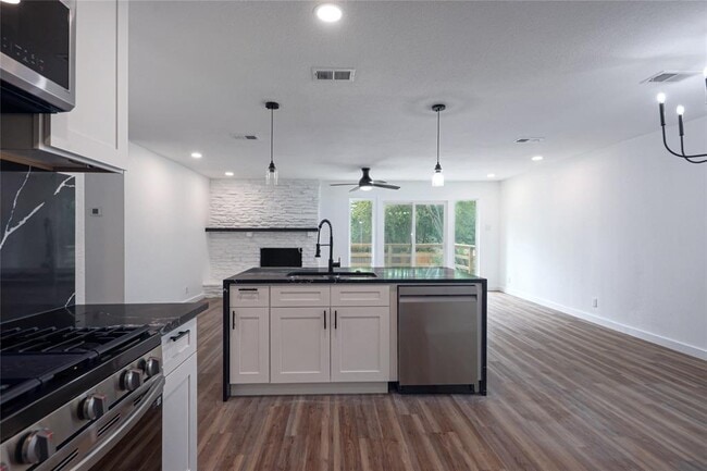 Photo - 6907 Tulane Dr