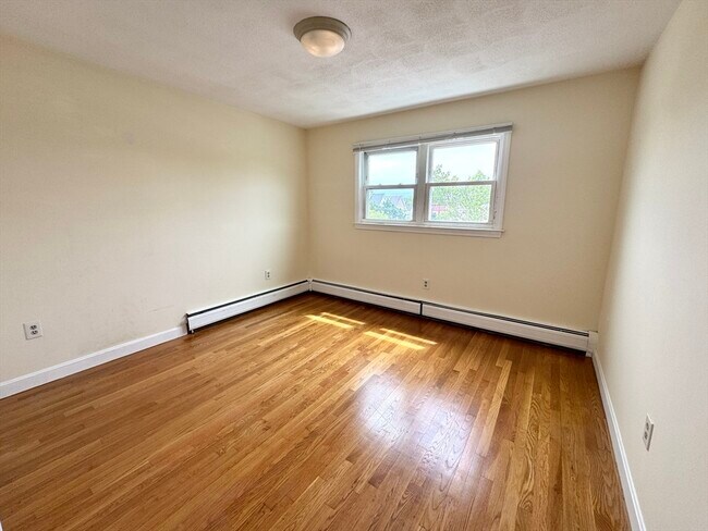 Photo - 397 Somerville Ave Unit 3