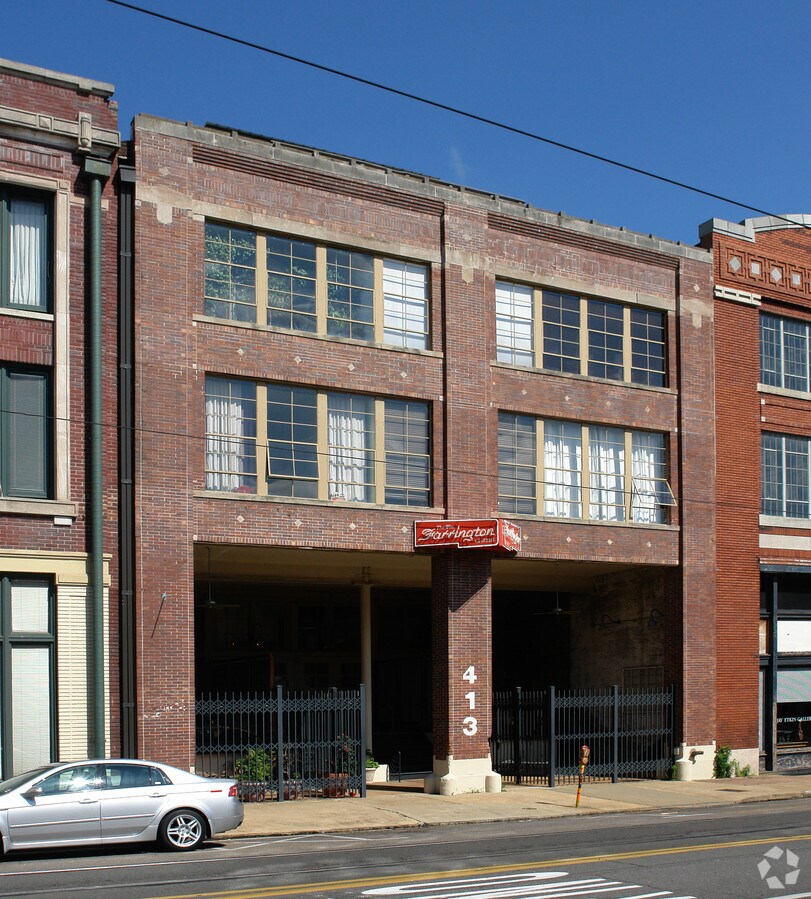 The Farrington - The Farrington Apartments