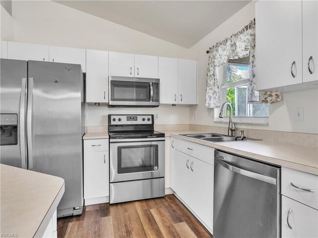 Photo - 1801 NE 22nd Ave