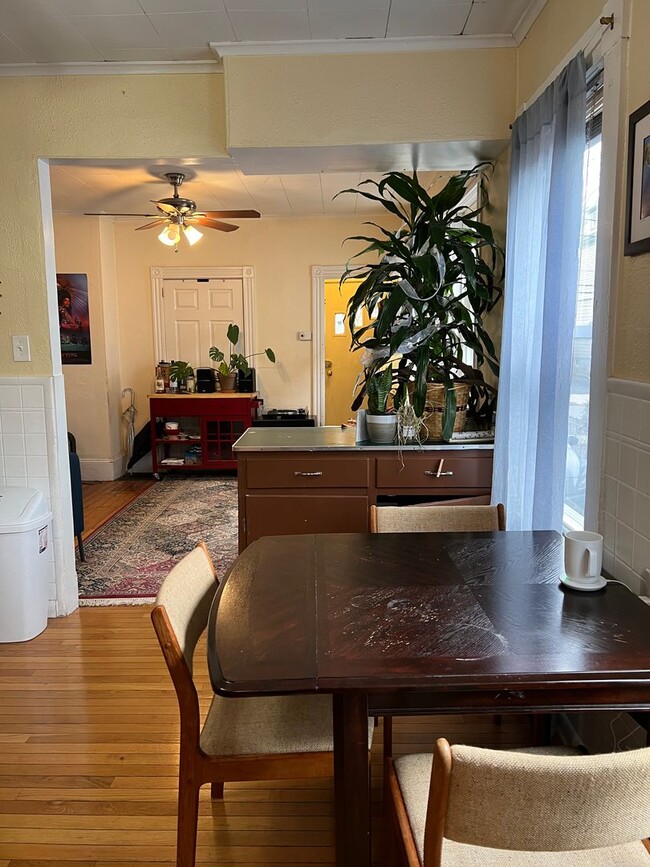 Photo - 12-14 Hancock Street Unidad Apartment #1