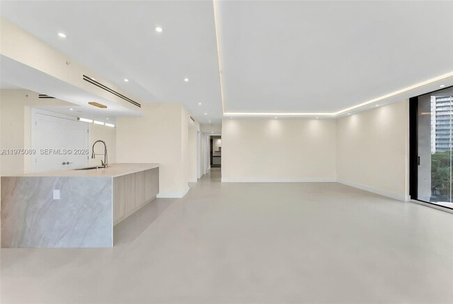 Photo - 19355 Turnberry Way Unit 4K