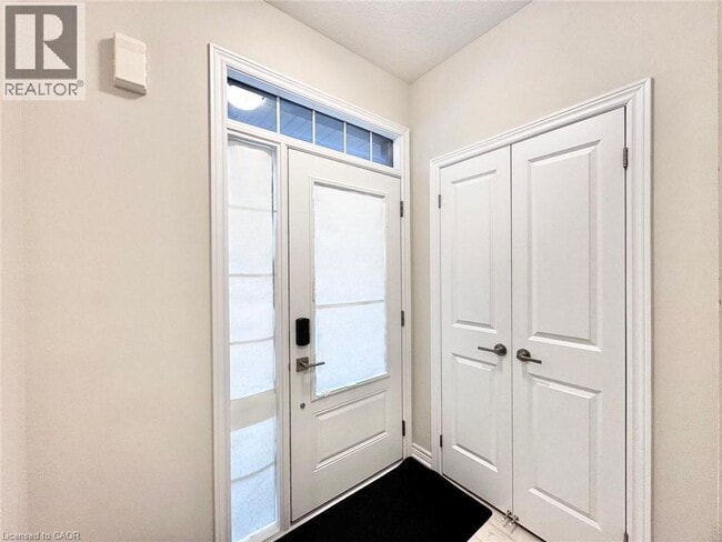 Photo - 16 Birmingham Dr