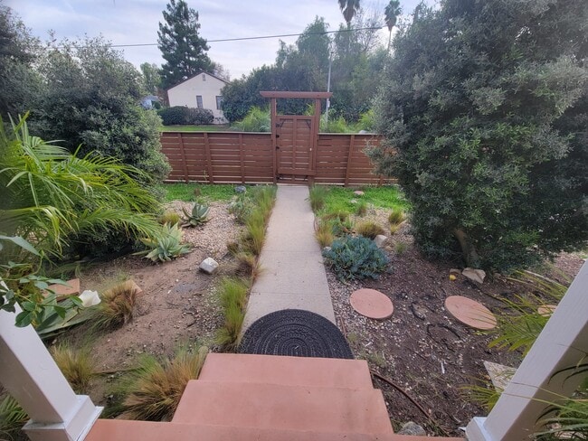 Photo - 17565 Bullock St