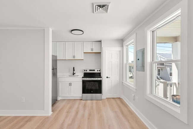 Photo - 14 Fowler St Unit 2