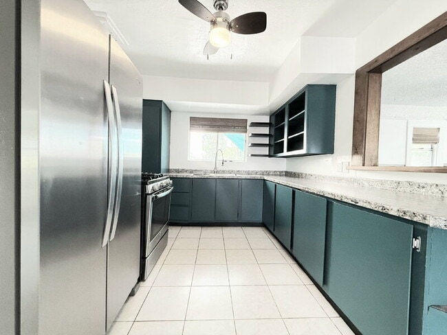 Photo - 1661 W 36th Pl