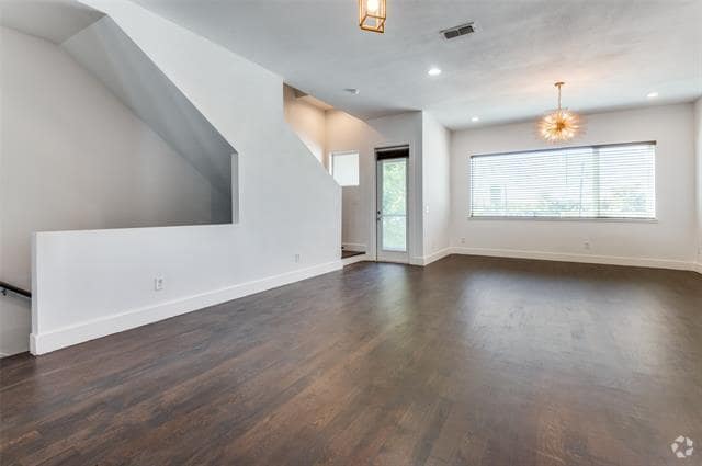 Building Photo - 4609 Steel St Rental