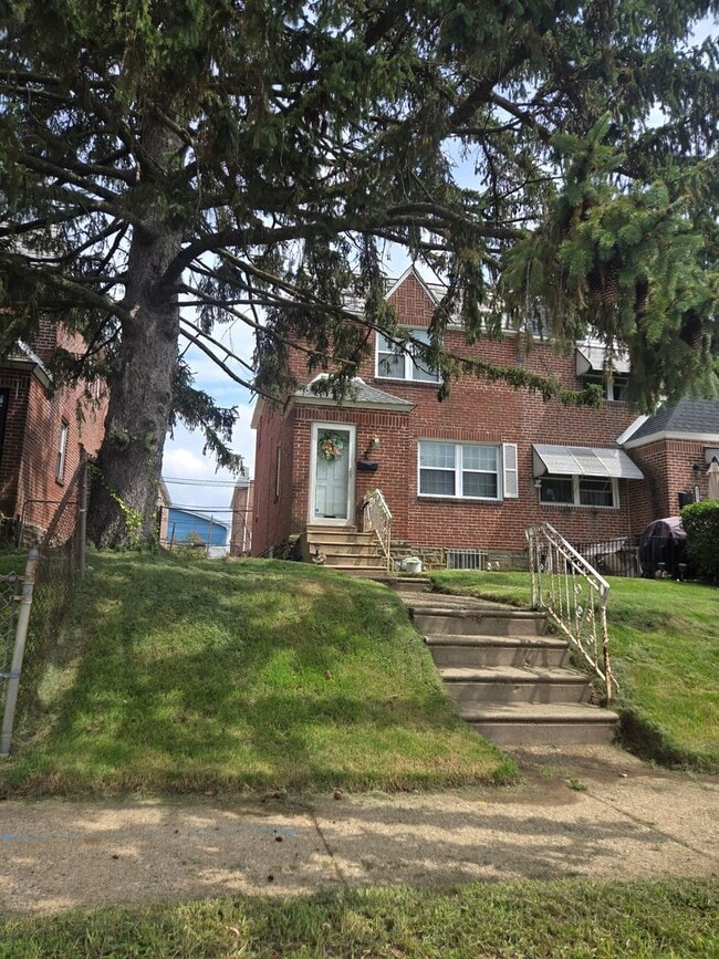 Photo - 8535 Michener Ave