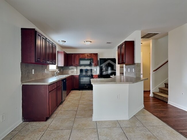 Photo - 20719 Dickinson Manor Ln