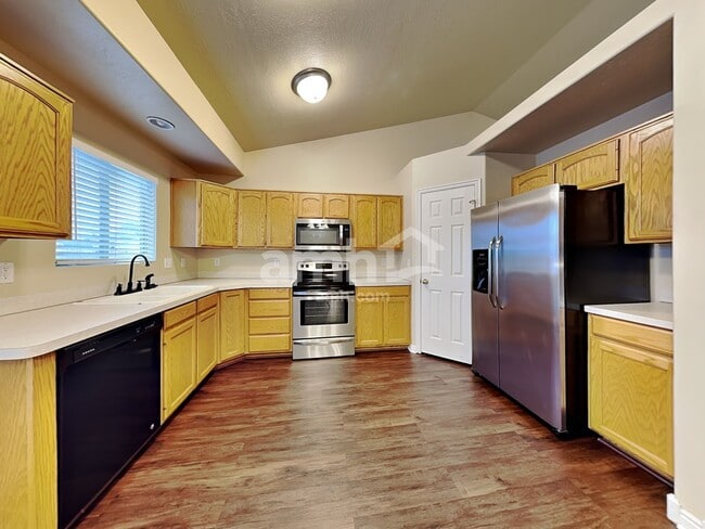 Photo - 1365 W 1700 S