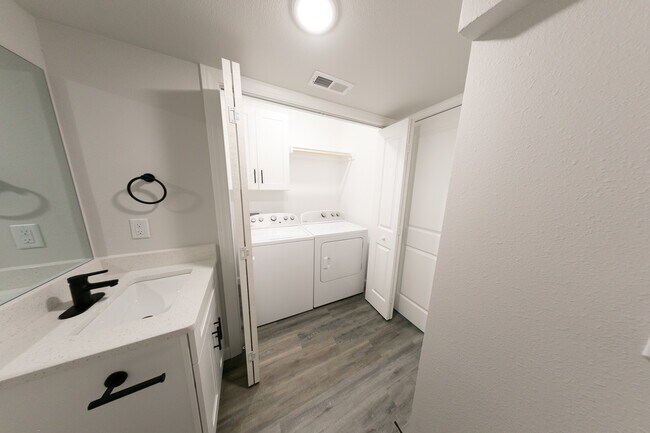 Photo - 366 SE 85th Rd