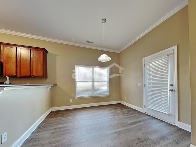 Photo - 65 Heritage Pky