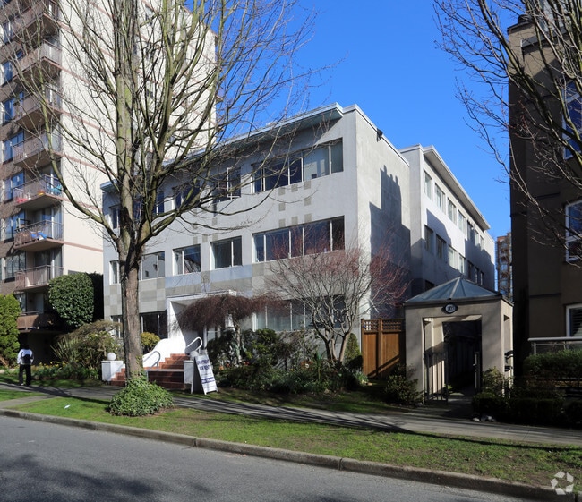 Extérieur du bâtiment - Corona Apartments
