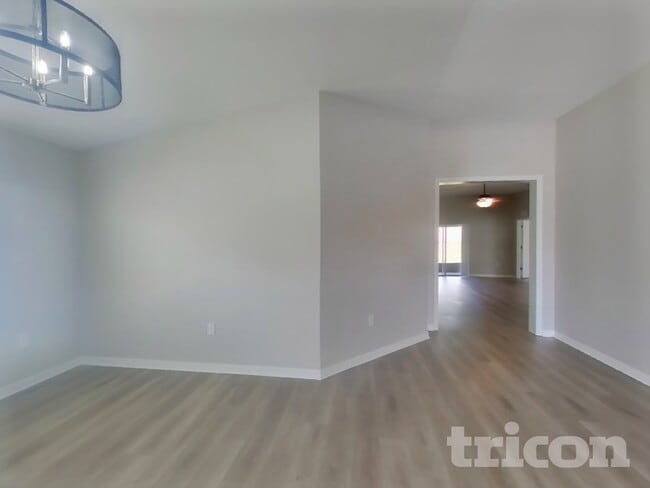 Photo - 6046 Eagle Pointe Dr