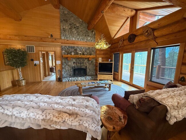 Photo - 55303 Velvet Ct