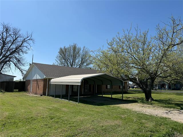 Photo - 205 W Marshall St