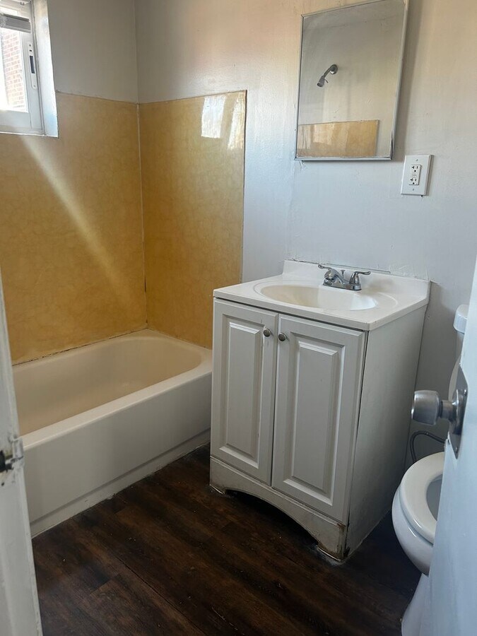 Photo - 14520 Milverton Rd Unit 14520 MILVERTON