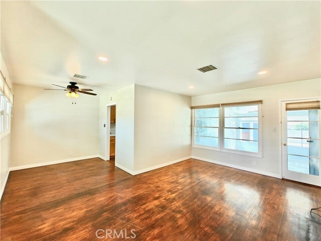 Photo - 745 W E St