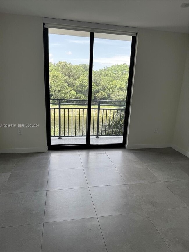 Photo - 16395 Biscayne Blvd Unidad 312