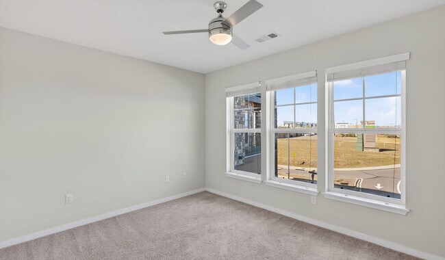 Retreat to a bedroom built for relaxation. - Grant Row Lofts