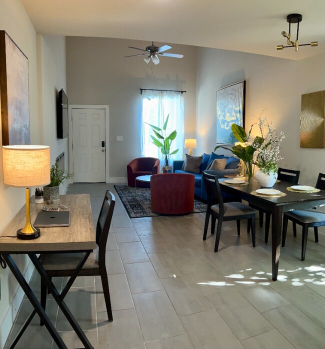 Photo - 210 Rainbow Dr