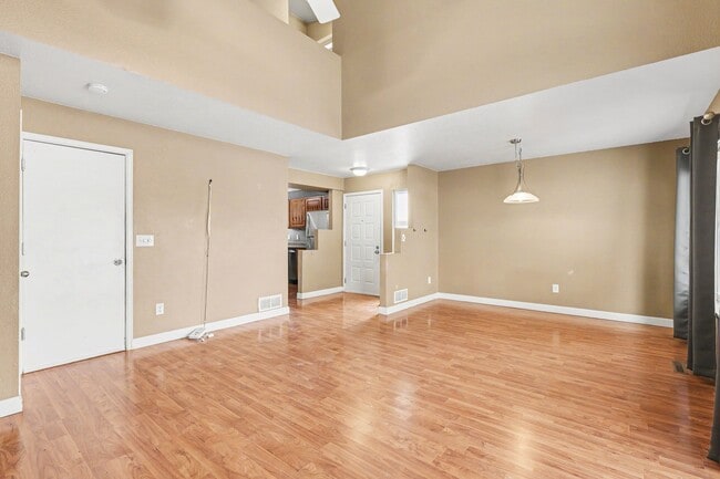 Photo - 2669 S Deframe Cir