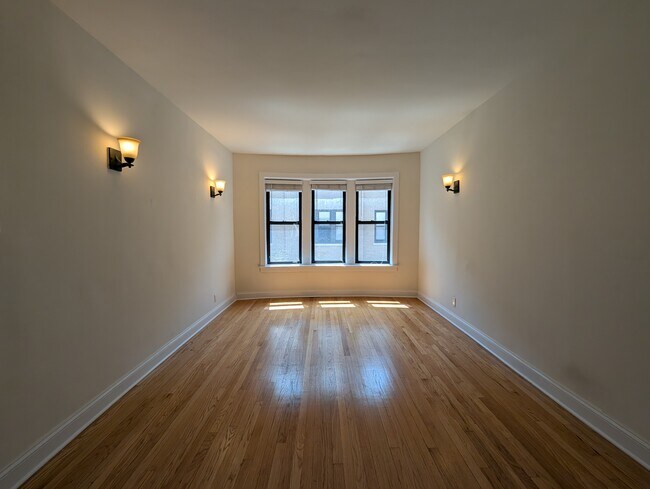 Photo - 4036 N Ashland Ave Unit 40-3W