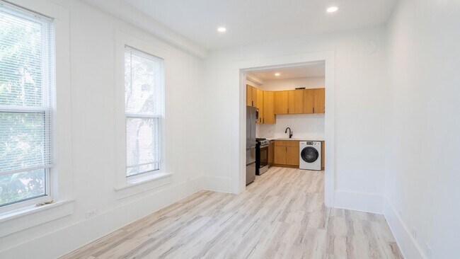 Photo - 2607 W Haddon Ave Unit 2R
