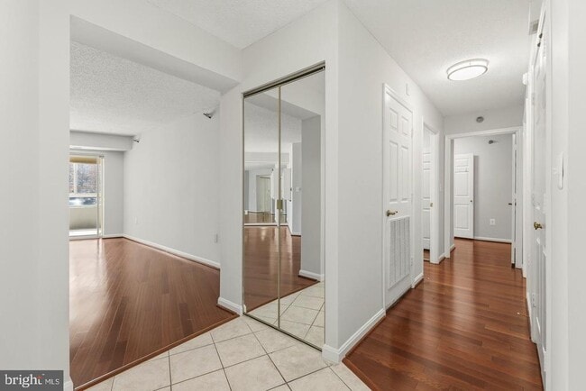 Photo - 14801 Pennfield Cir Unit 206