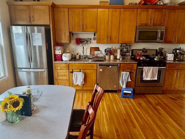 1192 Cambridge St Unidad 3