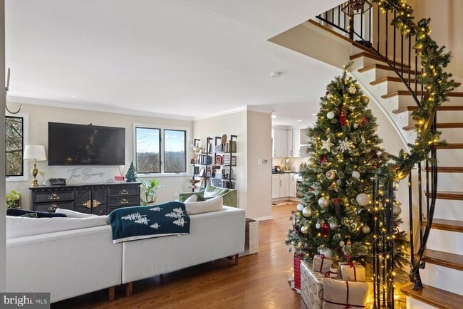 Photo - 64 Parchment Dr