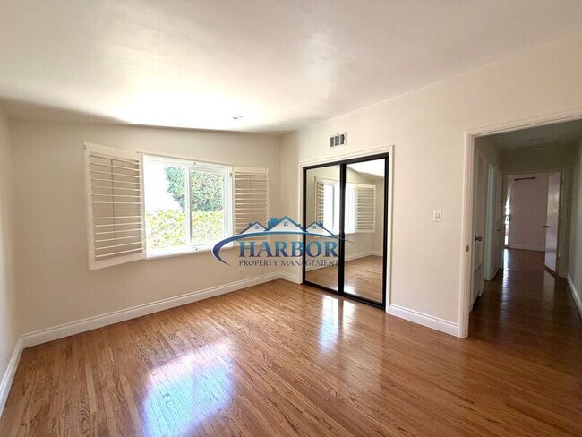 Photo - 1630 Miracosta St