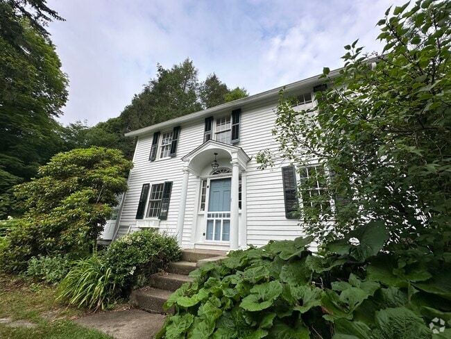 Building Photo - 4260 Old Route 22 Rental