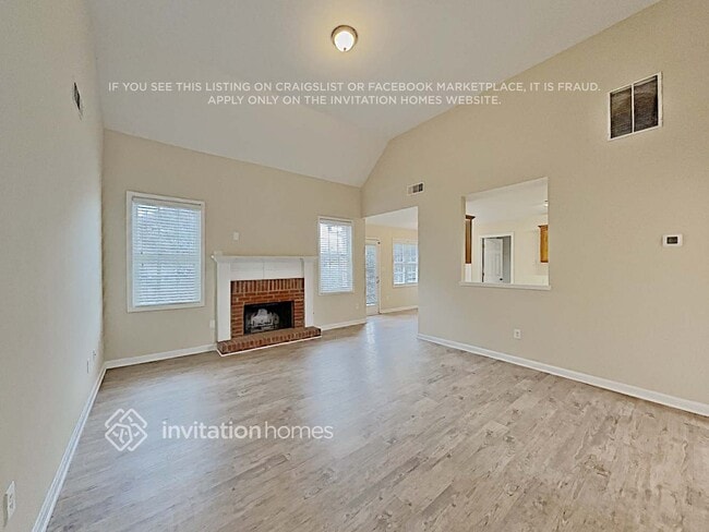 Photo - 523 Brooks Rd