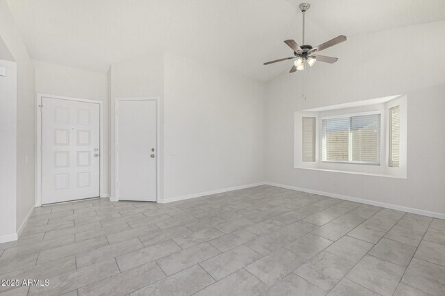 Photo - 1813 E Grandview Rd