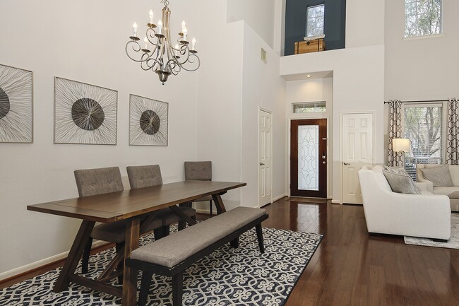 Photo - 43 Crocus Petal St