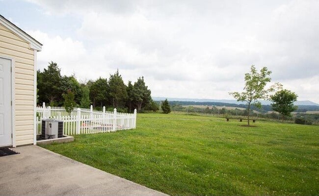 Photo - Spacious End Unit Towhouse in Desirable Liberty Square!