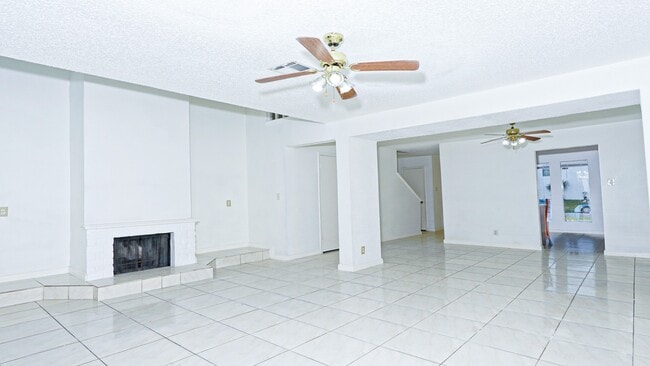 Photo - 10920 Village Bend Ln Unit 920
