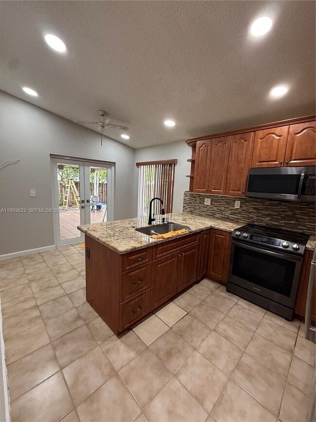 Photo - 19926 NW 67th Pl