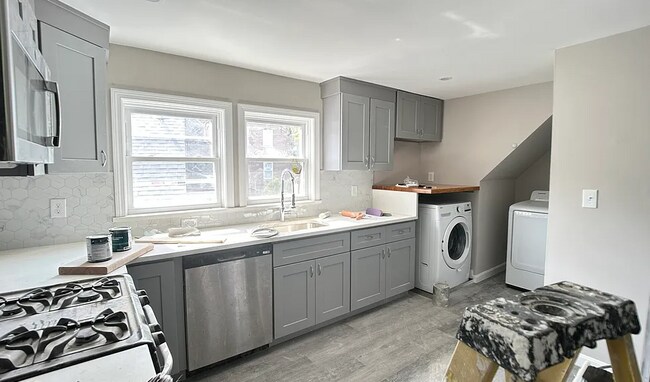 Photo - 16 Long Ave Unidad 3