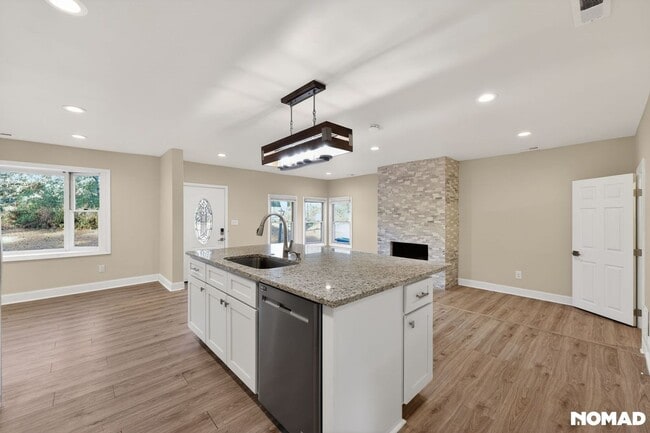 Photo - 119 Wilmot Dr