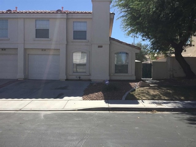 Building Photo - 8019 Dorinda Ave