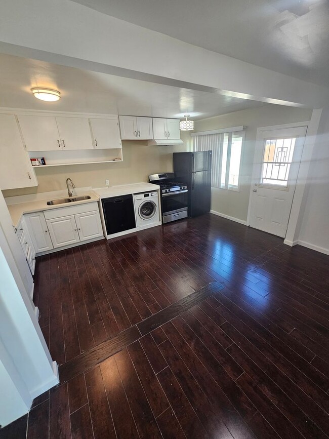 Photo - Margaret St. Unit 20809