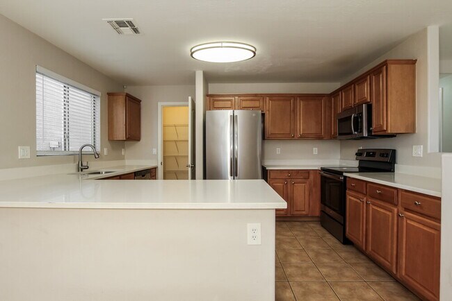 Photo - 6728 N 130th Ave