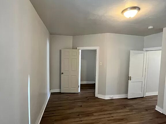 Photo - 2116 Bedford Ave Unidad 1