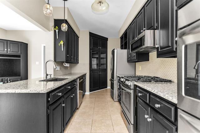 1909 Highland Park Cir