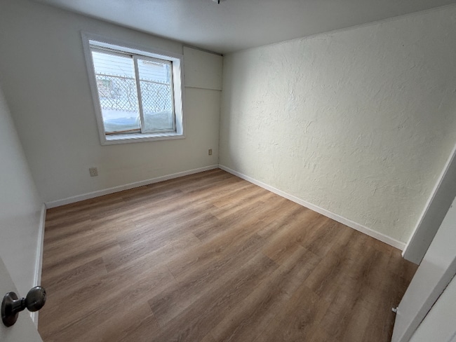 Photo - 190 Ashworth Ave Unit 1C