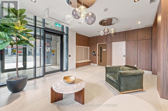 Photo - 758 Dovercourt Rd Unité 207