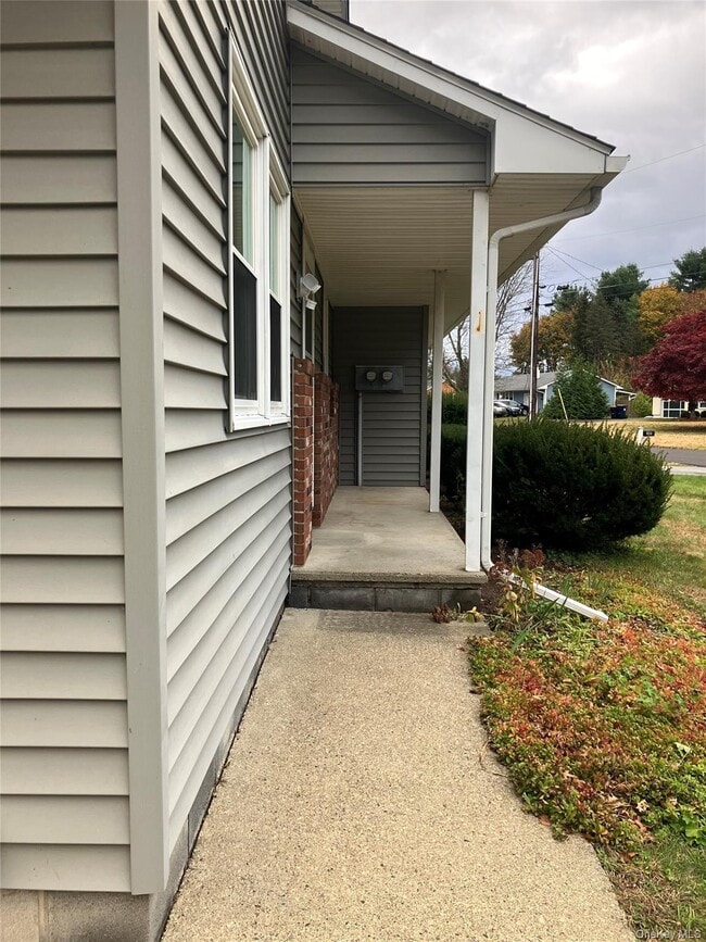 Photo - 48 Jefferson Rd